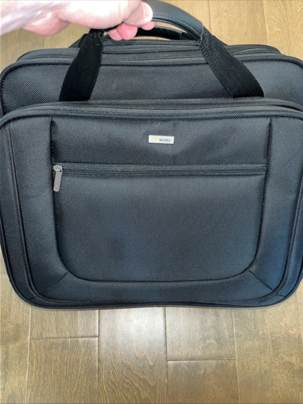 Solo : New York Bryant Rolling Laptop Briefcase / Carry-On Bag VG Condition
